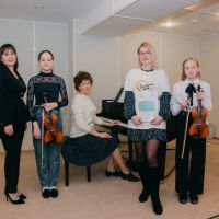ансамблю-Vivace-Детской-музыкальной-школы-N1-были-подарены-студенческие-скрипки-2