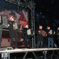 Главная-ёлка-открыта-8