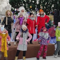 Открытие елки на Тукаева, 9 (29)