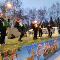 Состоялось-торжественное-открытие-снежного-городка-3